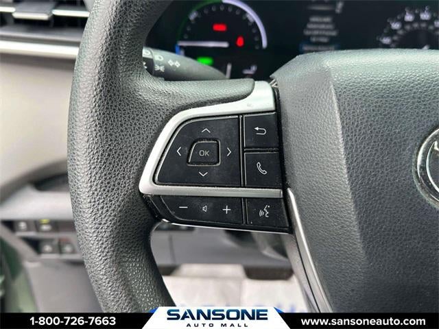 2021 Toyota Sienna LE 8 Passenger