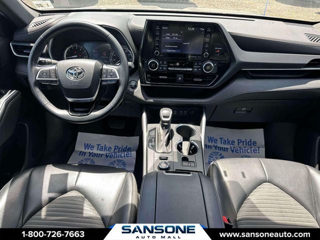 2022 Toyota Highlander XSE