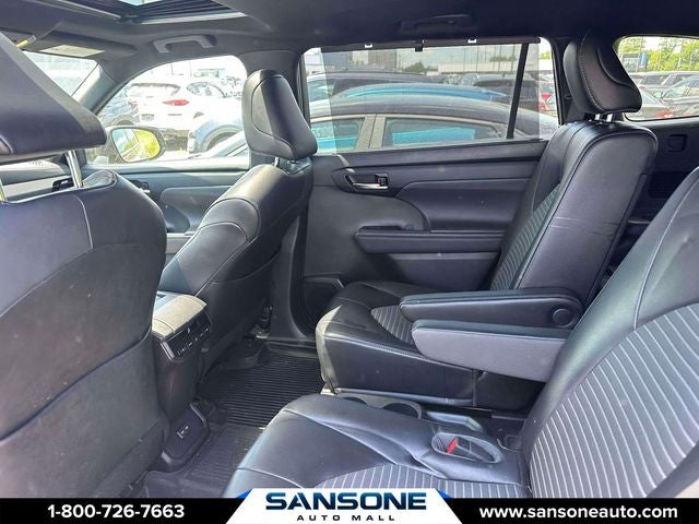 2022 Toyota Highlander XSE