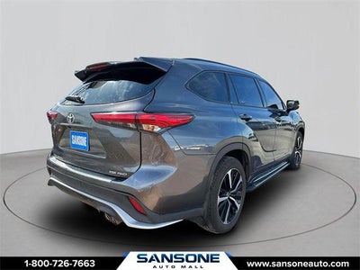 2022 Toyota Highlander XSE