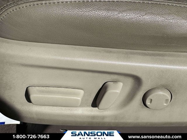 2015 Toyota Sienna XLE 8 Passenger