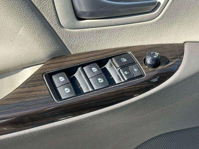 2015 Toyota Sienna XLE 8 Passenger
