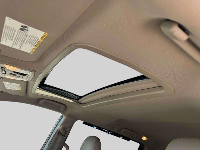 2015 Toyota Sienna XLE 8 Passenger