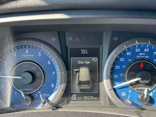 2015 Toyota Sienna XLE 8 Passenger