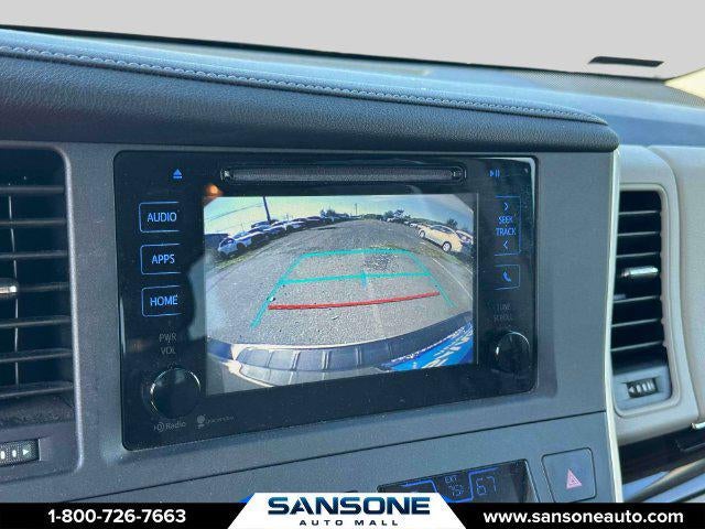 2015 Toyota Sienna XLE 8 Passenger