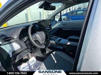 2025 Toyota Sienna XLE 7 Passenger