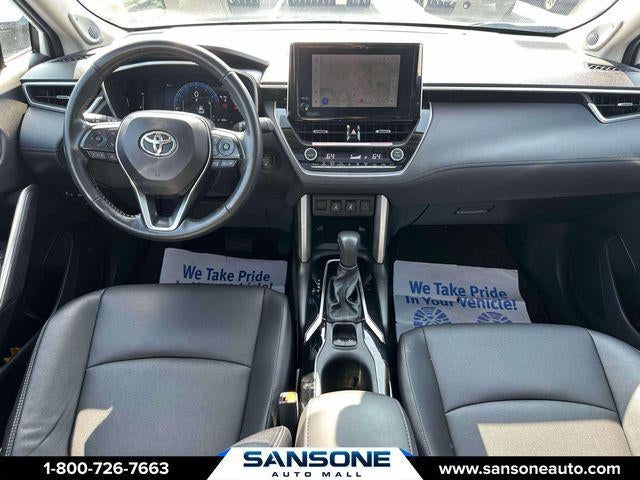 2024 Toyota Corolla Cross XLE