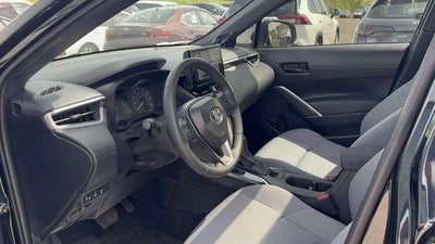2025 Toyota Corolla Cross Hybrid SE
