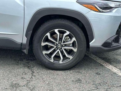 2025 Toyota Corolla Cross Hybrid SE