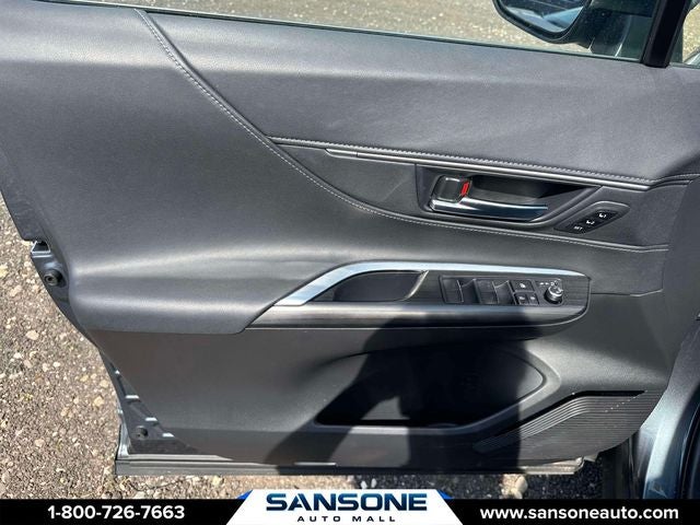 2023 Toyota Venza LE