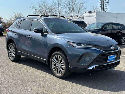 2023 Toyota Venza LE