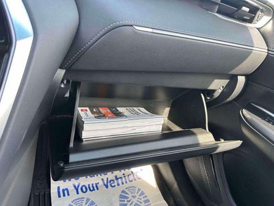 2023 Toyota Venza LE