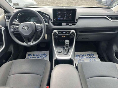 2025 Toyota RAV4 Hybrid LE