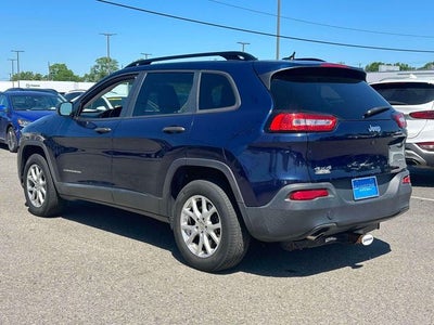 2016 Jeep Cherokee Sport