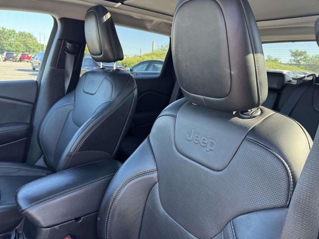 2022 Jeep Cherokee Latitude Lux