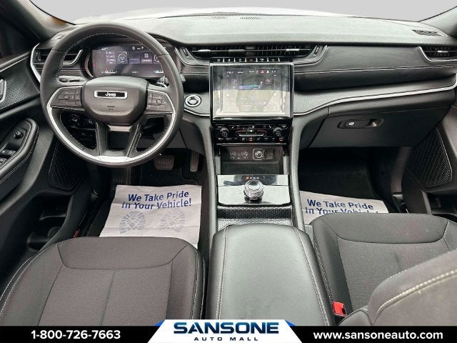 2025 Jeep Grand Cherokee Laredo X
