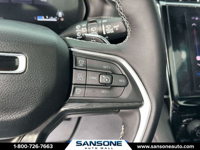 2025 Jeep Grand Cherokee Laredo X