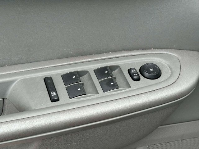 2013 Chevrolet Traverse LS