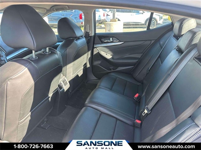 2023 Nissan Maxima SV