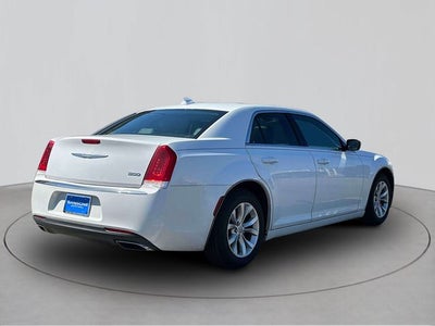 2016 Chrysler 300 Limited
