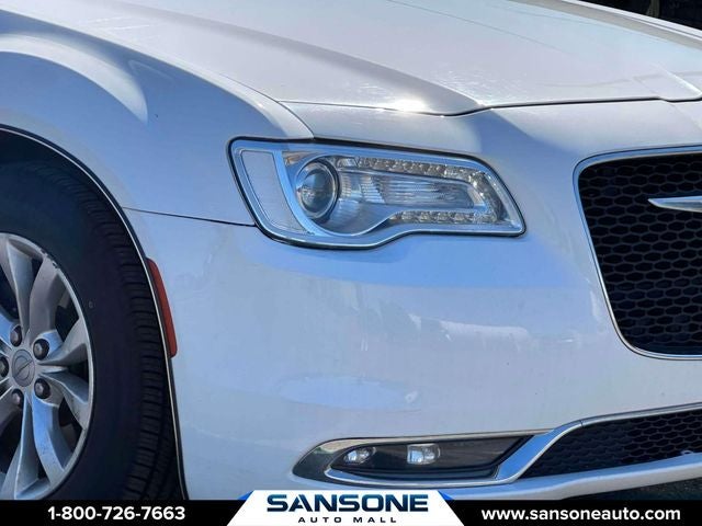 2016 Chrysler 300 Limited