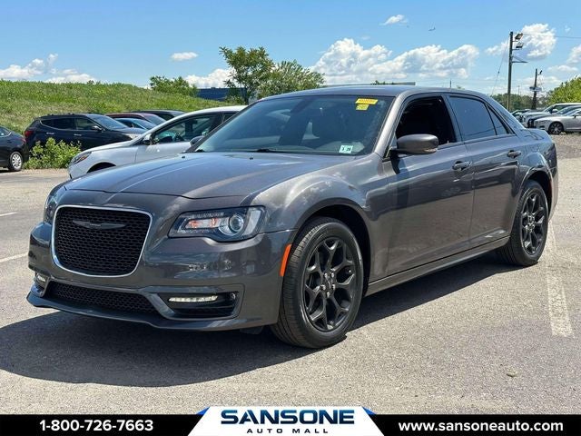 2022 Chrysler 300 Touring