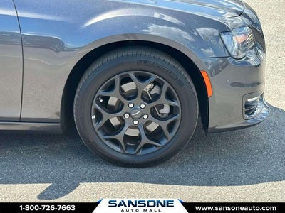 2022 Chrysler 300 Touring
