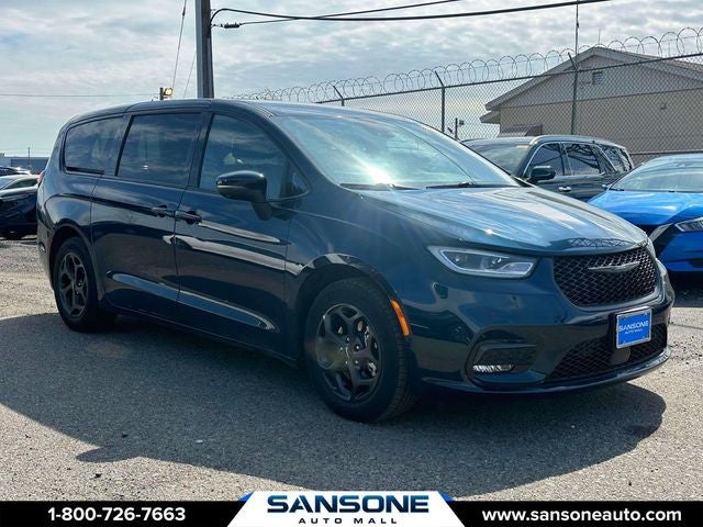 2023 Chrysler Pacifica Hybrid Touring L