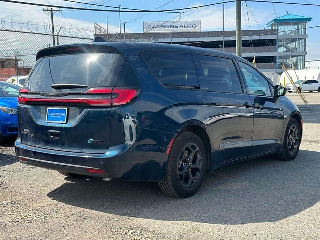 2023 Chrysler Pacifica Hybrid Touring L