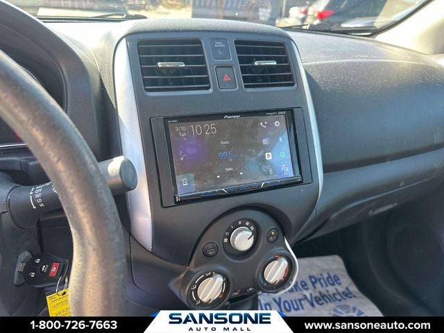 2014 Nissan Versa 1.6 SV