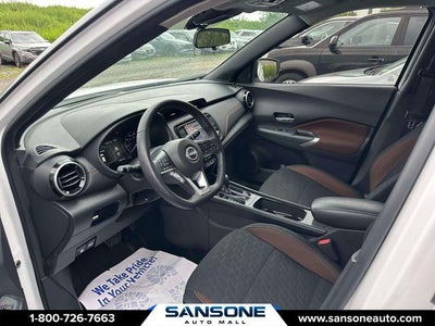 2024 Nissan Kicks SR