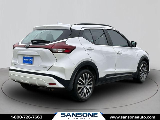 2023 Nissan Kicks SR