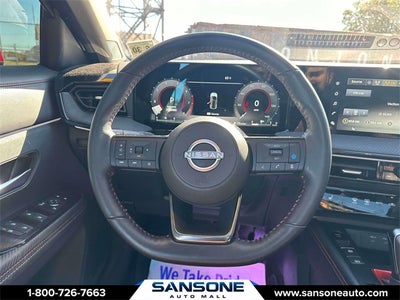 2025 Nissan Kicks SR