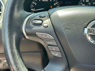 2019 Nissan Pathfinder SL