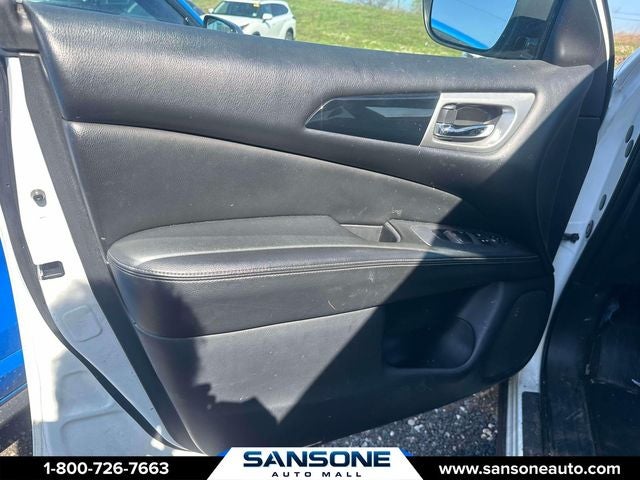 2019 Nissan Pathfinder S