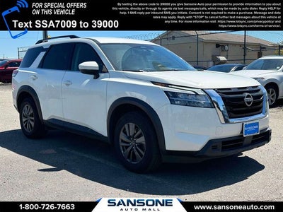 2022 Nissan Pathfinder SV