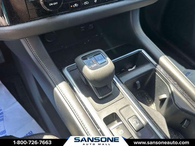 2022 Nissan Pathfinder SV