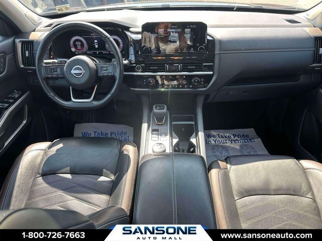 2024 Nissan Pathfinder Platinum