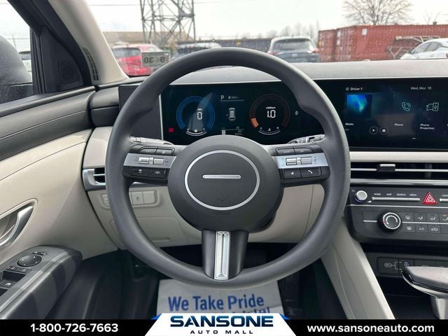2025 Hyundai TUCSON SE