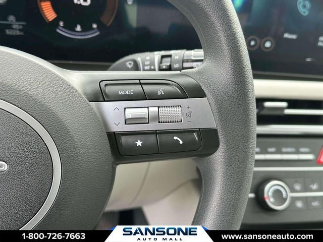 2025 Hyundai TUCSON SE