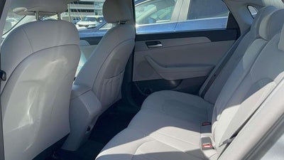 2018 Hyundai SONATA SE