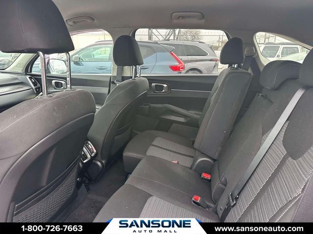 2023 Kia Sorento LX