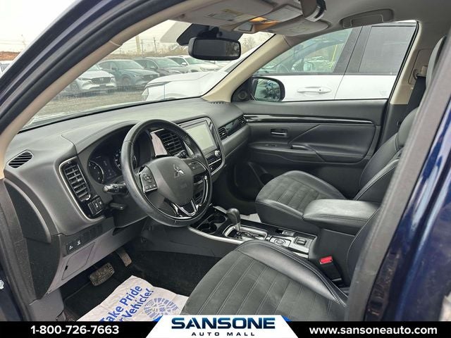 2020 Mitsubishi Outlander SE