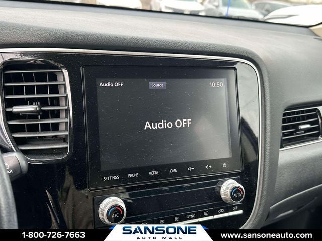 2020 Mitsubishi Outlander SE