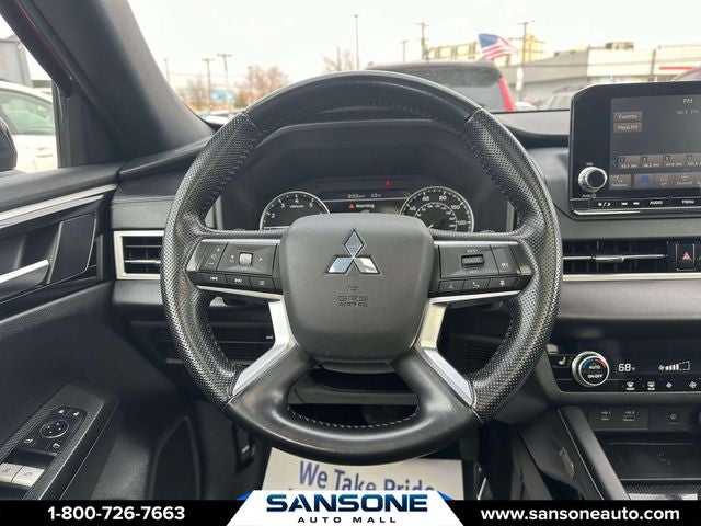 2022 Mitsubishi Outlander Black Edition