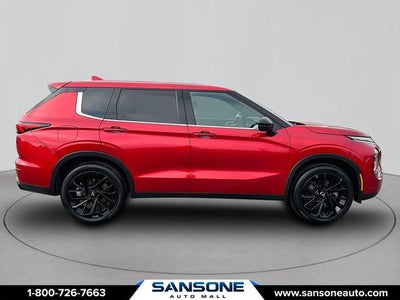 2022 Mitsubishi Outlander Black Edition