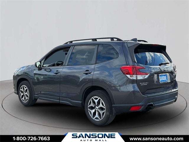 2022 Subaru Forester Premium