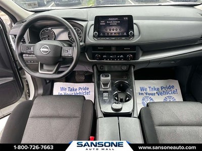 2025 Nissan Rogue SV
