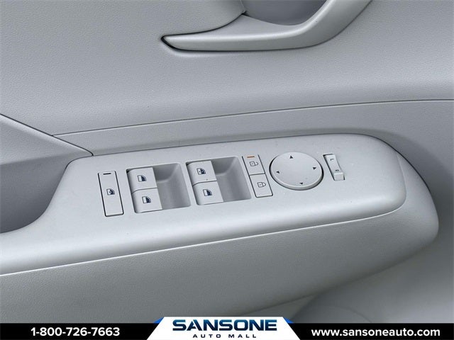 2024 Hyundai KONA SE