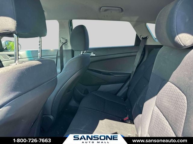 2021 Hyundai TUCSON SE